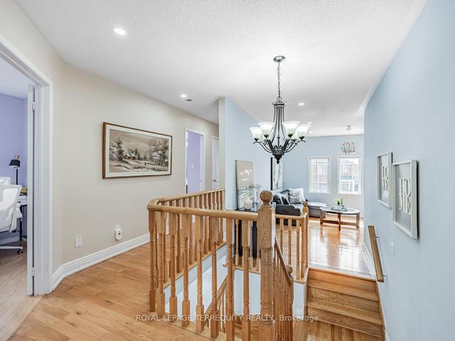 109 Botavia Downs Dr, House detached with 4 bedrooms, 4 bathrooms and 6 parking in Brampton ON | Image 9