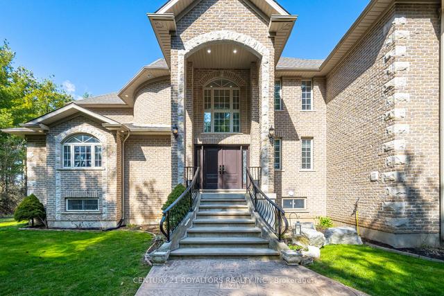 12601 Nassagaweya Puslinch Line, House detached with 6 bedrooms, 5 bathrooms and 18 parking in Milton ON | Image 23