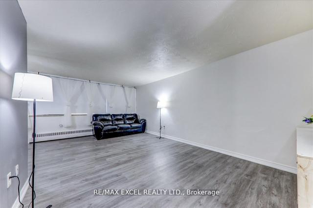 205 - 2245 Eglinton Ave E, Condo with 2 bedrooms, 1 bathrooms and 1 parking in Toronto ON | Image 23
