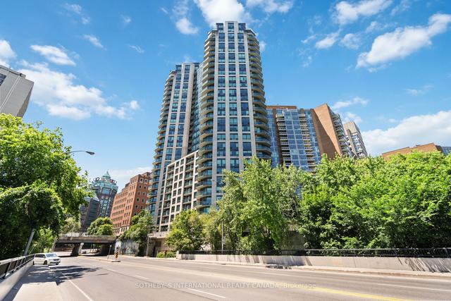 2801 - 300 Bloor St E, Condo with 3 bedrooms, 3 bathrooms and 1 parking in Toronto ON | Image 1