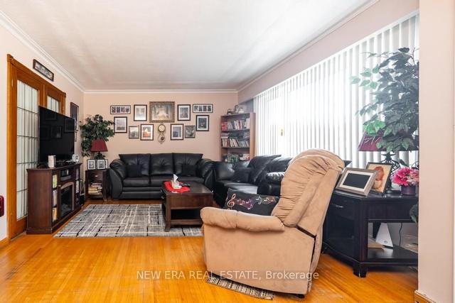 1362 Cawthra Rd, House detached with 3 bedrooms, 2 bathrooms and 8 parking in Mississauga ON | Image 37