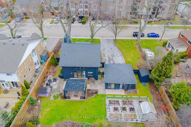 47 Nelson St, House detached with 3 bedrooms, 3 bathrooms and 12 parking in Oakville ON | Image 20