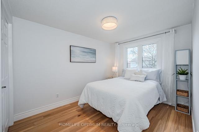 30 Burton Rd, House detached with 3 bedrooms, 2 bathrooms and 3 parking in Guelph ON | Image 16