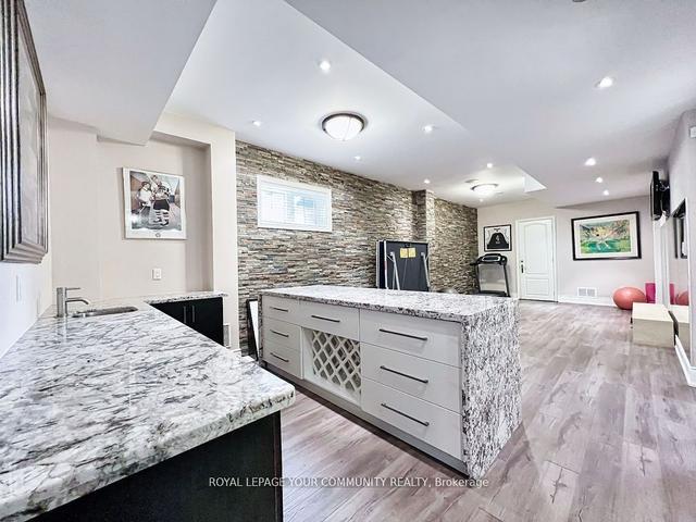 253 Carlton Rd, House detached with 6 bedrooms, 8 bathrooms and 16 parking in Markham ON | Image 20