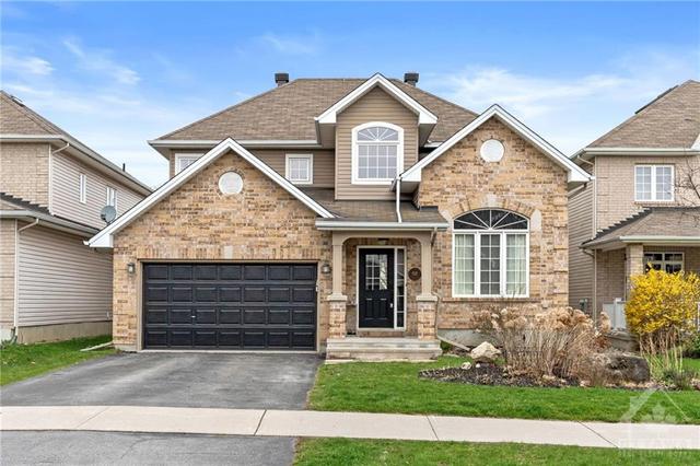 62 Cedar Valley Drive, House detached with 5 bedrooms, 4 bathrooms and 4 parking in Ottawa ON | Image 1