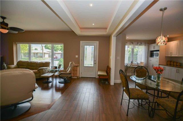 25 Bedford Cres, House detached with 3 bedrooms, 3 bathrooms and 4 parking in Brampton ON | Image 12