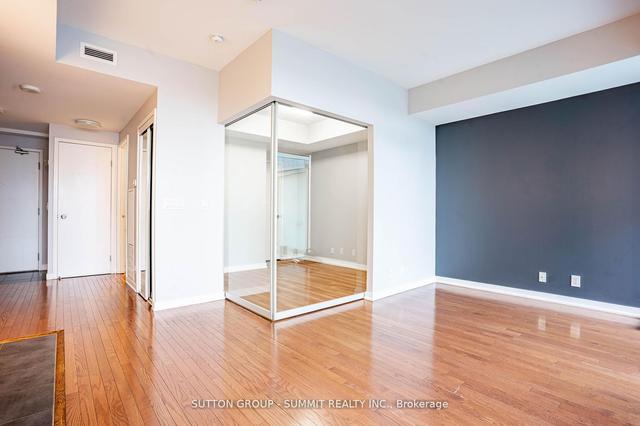 1707 - 14 York St, Condo with 1 bedrooms, 1 bathrooms and 0 parking in Toronto ON | Image 19