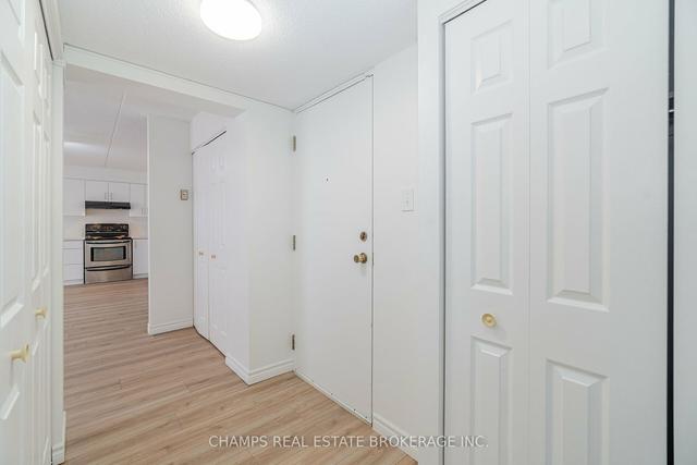 103 - 384 Erb St W, Condo with 2 bedrooms, 1 bathrooms and 1 parking in Waterloo ON | Image 2