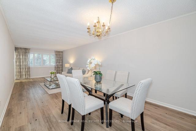 4 - 90 Sarah Lane, Townhouse with 3 bedrooms, 4 bathrooms and 2 parking in Oakville ON | Image 4