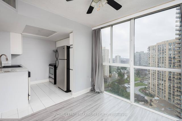 1704 - 5 Concorde Pl S, Condo with 1 bedrooms, 1 bathrooms and 1 parking in Toronto ON | Image 14