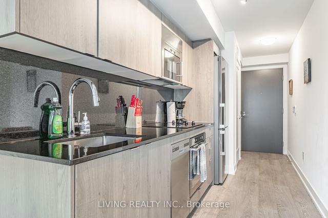 931 - 5 Mabelle Ave, Condo with 1 bedrooms, 1 bathrooms and 1 parking in Toronto ON | Image 2