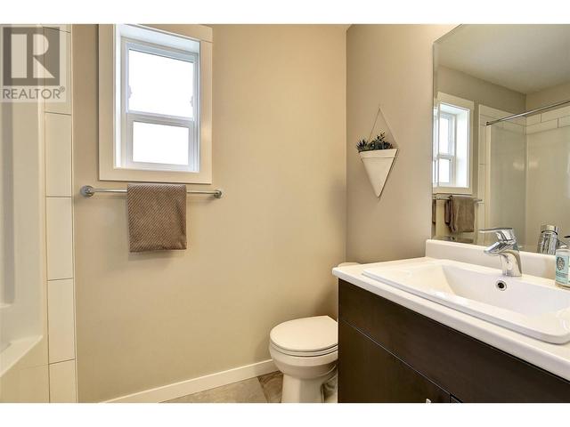 66 - 680 Old Meadows Road, House attached with 3 bedrooms, 2 bathrooms and 2 parking in Kelowna BC | Image 25
