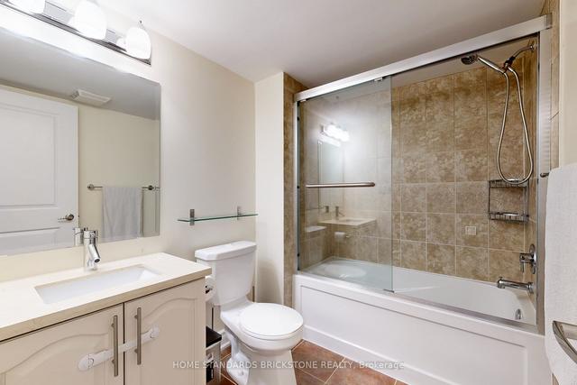 5 - 60 Hargrave Lane, Townhouse with 4 bedrooms, 5 bathrooms and 2 parking in Toronto ON | Image 2
