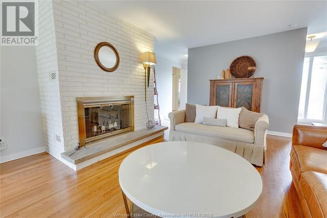 3375 Rankin, House detached with 4 bedrooms, 2 bathrooms and null parking in Windsor ON | Image 7