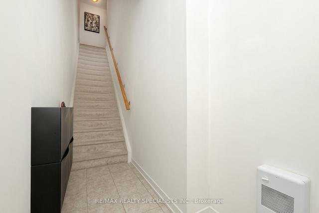 216 - 1555 Kingston Rd, Townhouse with 2 bedrooms, 3 bathrooms and 1 parking in Pickering ON | Image 33