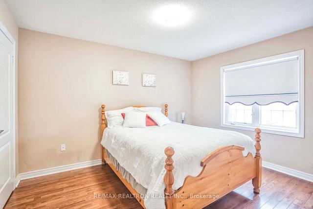 8 Alfonso Cres, House detached with 4 bedrooms, 4 bathrooms and 6 parking in Brampton ON | Image 15