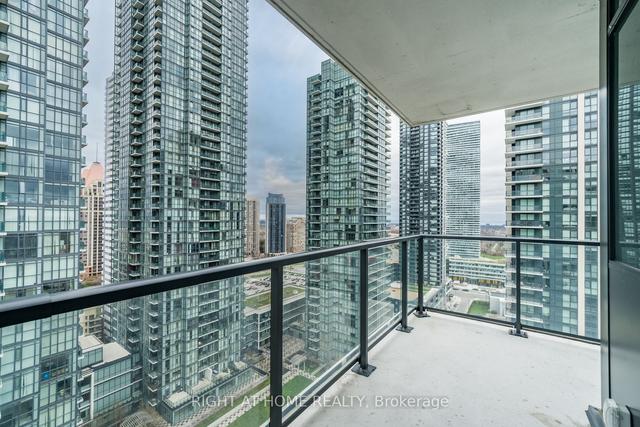 2207 - 4085 Parkside Village Dr, Condo with 2 bedrooms, 2 bathrooms and 1 parking in Mississauga ON | Image 7