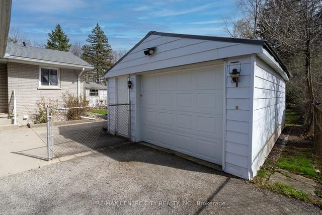 199 Southcrest Dr, House detached with 3 bedrooms, 2 bathrooms and 7 parking in London ON | Image 20