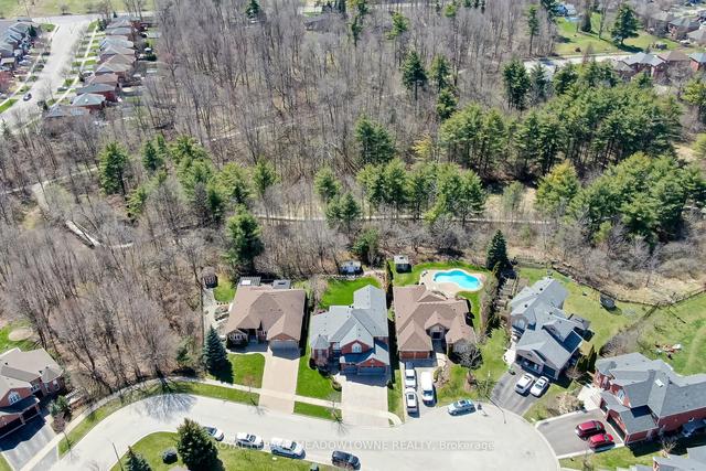 9 Poets Path, House detached with 4 bedrooms, 4 bathrooms and 8 parking in Halton Hills ON | Image 12