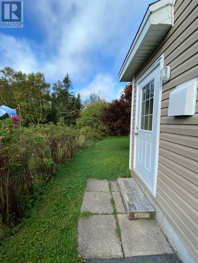 22 Halls Road, House other with 5 bedrooms, 3 bathrooms and null parking in St. John's NL | Image 2