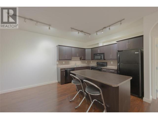 302 - 151 Taylor Road, Condo with 2 bedrooms, 2 bathrooms and 2 parking in Kelowna BC | Image 23