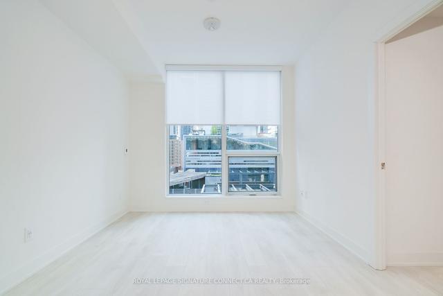 618 - 15 Mercer St, Condo with 2 bedrooms, 2 bathrooms and 0 parking in Toronto ON | Image 5