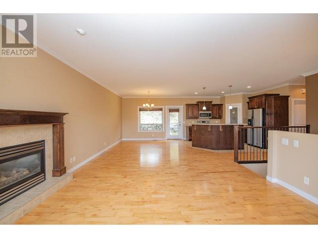 1055 Mt Ida Drive, House detached with 4 bedrooms, 3 bathrooms and 3 parking in Vernon BC | Image 39