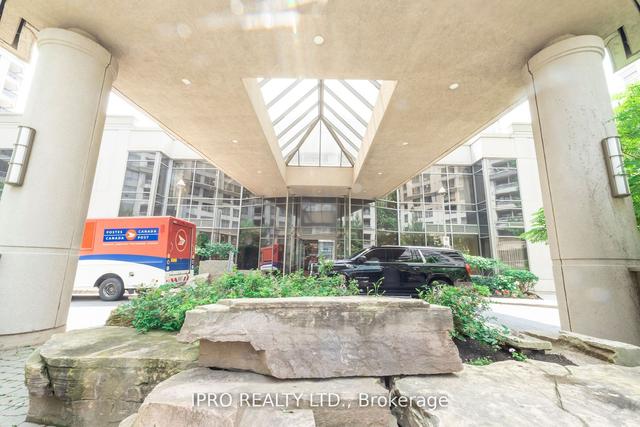 409 - 3880 Duke Of York Blvd, Condo with 2 bedrooms, 2 bathrooms and 1 parking in Mississauga ON | Image 20