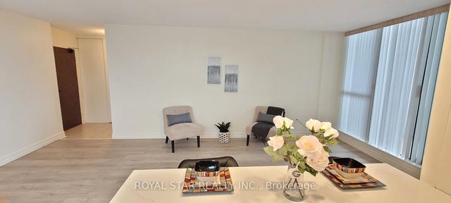 1911 - 25 Kensington Rd, Condo with 2 bedrooms, 2 bathrooms and 1 parking in Brampton ON | Image 21