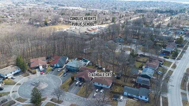 3 Ashdale Crt, House semidetached with 3 bedrooms, 2 bathrooms and 5 parking in Barrie ON | Image 13