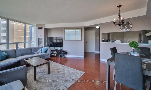 814 - 3050 Ellesmere Rd, Condo with 2 bedrooms, 2 bathrooms and 1 parking in Toronto ON | Image 3