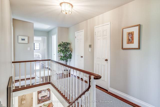 4 Meadow Heights Crt, House detached with 5 bedrooms, 4 bathrooms and 8 parking in Vaughan ON | Image 14