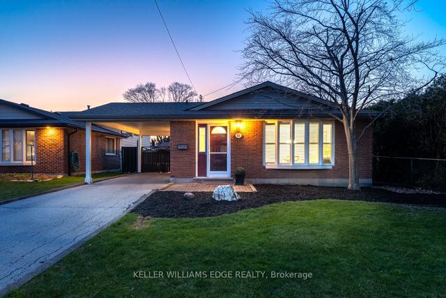20 Bunker Hill Dr, House detached with 3 bedrooms, 2 bathrooms and 3 parking in Hamilton ON | Image 35