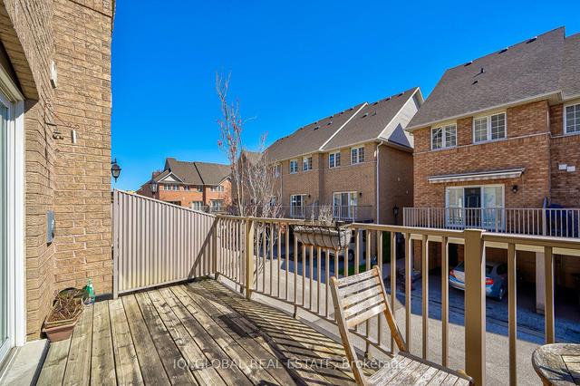 26 - 23 Observatory Lane, Townhouse with 3 bedrooms, 3 bathrooms and 2 parking in Richmond Hill ON | Image 9