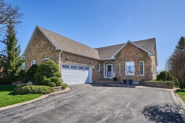 10 Crescent Moon Lane, House detached with 2 bedrooms, 3 bathrooms and 8 parking in Kawartha Lakes ON | Image 12