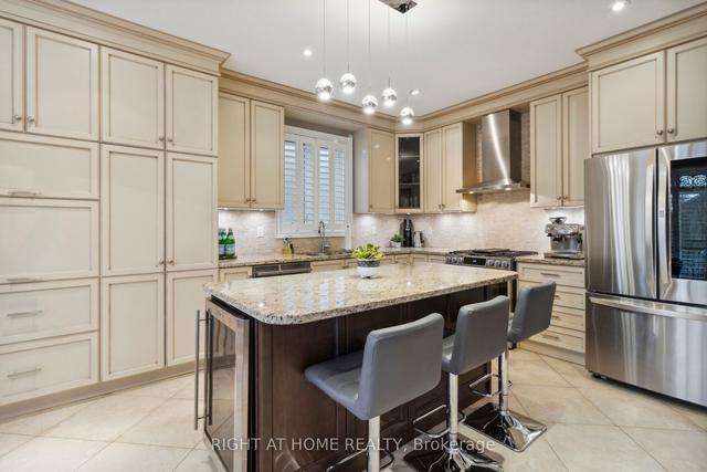58 Via Lombardi, House detached with 4 bedrooms, 5 bathrooms and 6 parking in Vaughan ON | Image 37