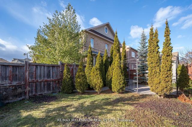 1 Lourakis St, House detached with 3 bedrooms, 3 bathrooms and 4 parking in Richmond Hill ON | Image 35