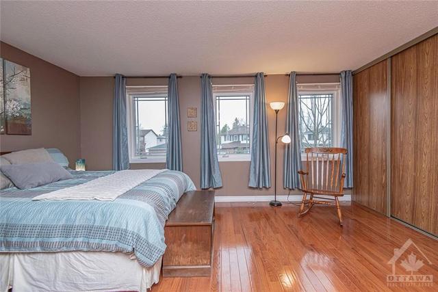 1787 D'amour Crescent, House detached with 3 bedrooms, 2 bathrooms and 5 parking in Ottawa ON | Image 13