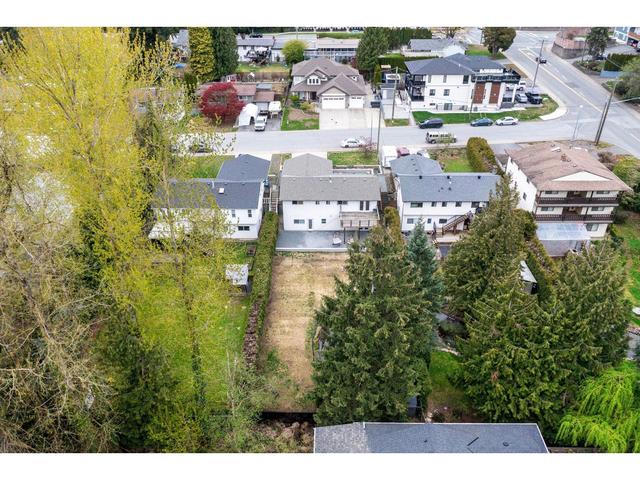 33978 Fern Street, House detached with 4 bedrooms, 3 bathrooms and 6 parking in Abbotsford BC | Image 40