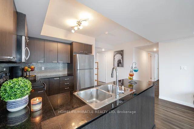 1002 - 2152 Lawrence Ave E, Condo with 3 bedrooms, 2 bathrooms and 1 parking in Toronto ON | Image 38