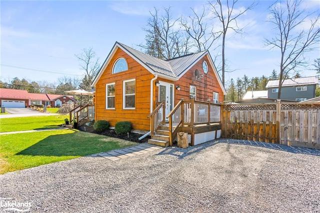 3 Lambs Lane, House detached with 3 bedrooms, 2 bathrooms and 8 parking in Kawartha Lakes ON | Image 27