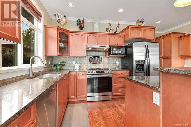 3534 Promenade Cres, House detached with 4 bedrooms, 3 bathrooms and 6 parking in Colwood BC | Image 63