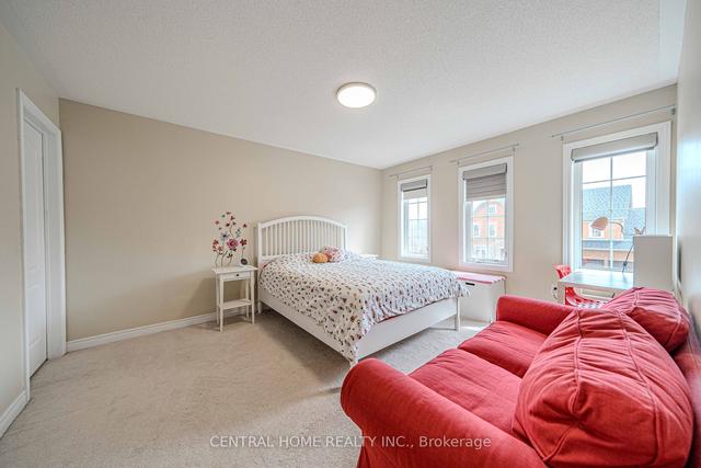 12 Hayfield Cres, House detached with 5 bedrooms, 4 bathrooms and 6 parking in Richmond Hill ON | Image 13
