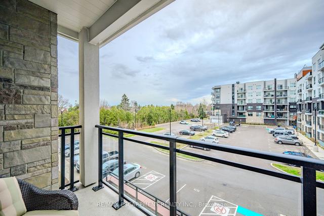 312 - 340 Plains Rd E, Condo with 2 bedrooms, 2 bathrooms and 2 parking in Burlington ON | Image 9