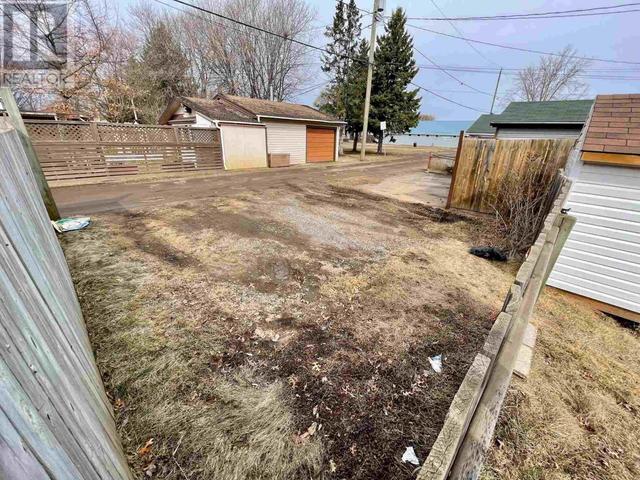 605 Harold St N, House detached with 2 bedrooms, 1 bathrooms and null parking in Thunder Bay ON | Image 16