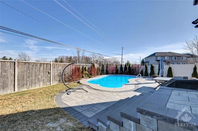 216 Trailgate Street, House detached with 7 bedrooms, 5 bathrooms and 9 parking in Ottawa ON | Image 30