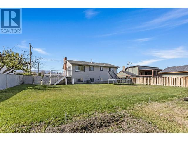 590 Hollydell Road, House detached with 4 bedrooms, 2 bathrooms and 6 parking in Kelowna BC | Image 34