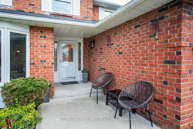 2413 Butternut Cres, House detached with 4 bedrooms, 4 bathrooms and 4 parking in Burlington ON | Image 23