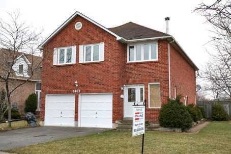 4469 Gullfoot Circ, House detached with 3 bedrooms, 4 bathrooms and 4 parking in Mississauga ON | Image 1