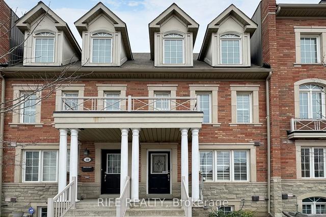 32 Odoardo Disanto Circ, House attached with 3 bedrooms, 4 bathrooms and 2 parking in Toronto ON | Image 1